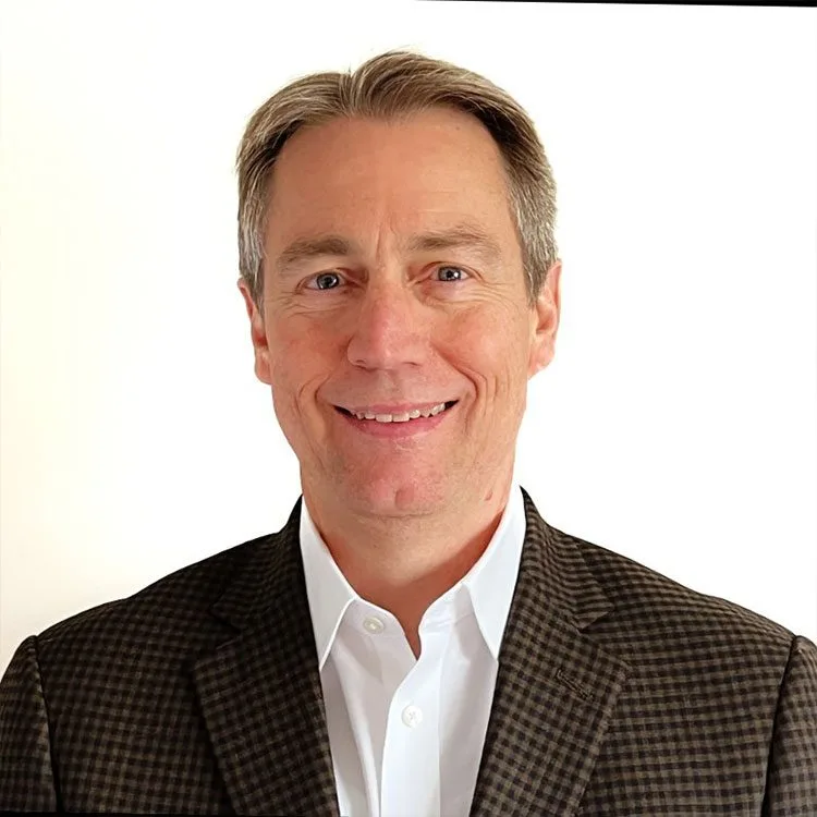 Headshot bob young web